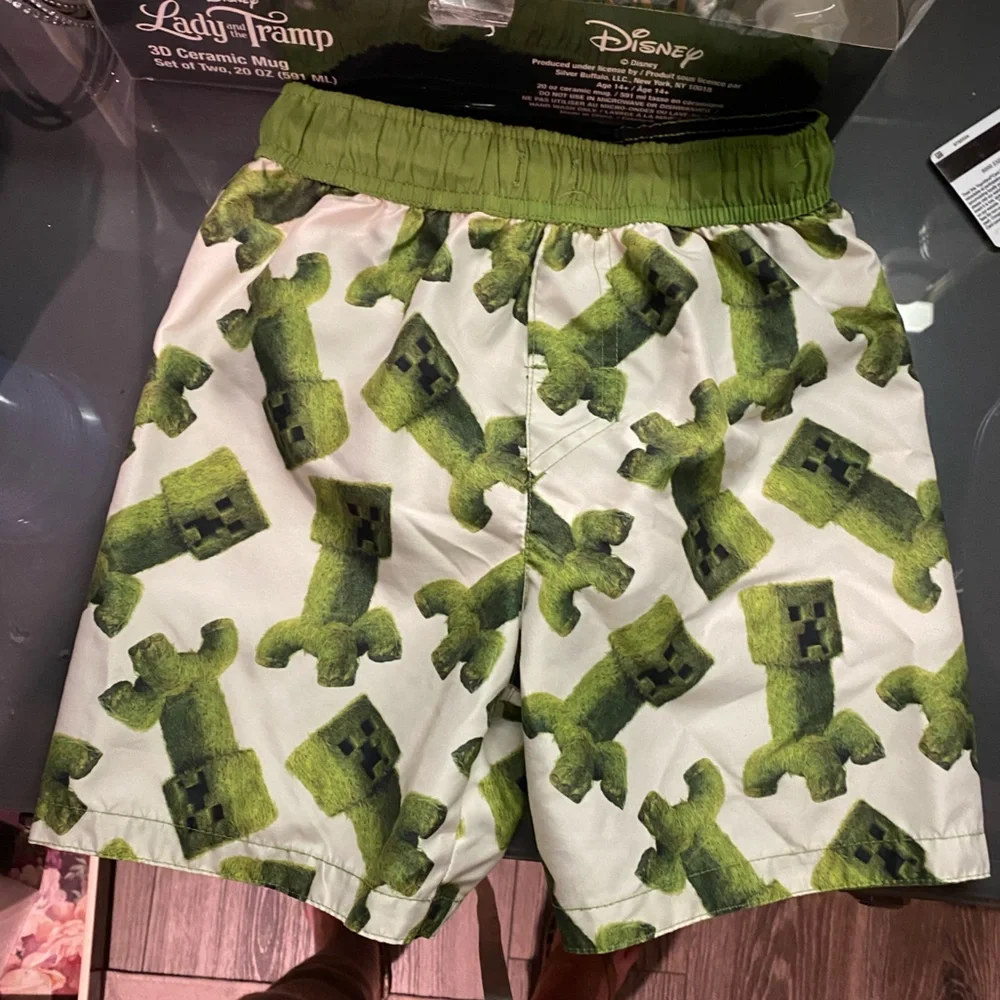 Boys' Minecraft Movie Art Swim Shorts - White/Green M: UPF 50+ Microfiber Board